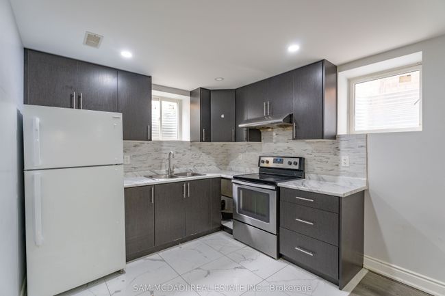 28 Clockwork Dr, House other with 7 bedrooms, 7 bathrooms and 2 parking in Brampton ON | Image 35