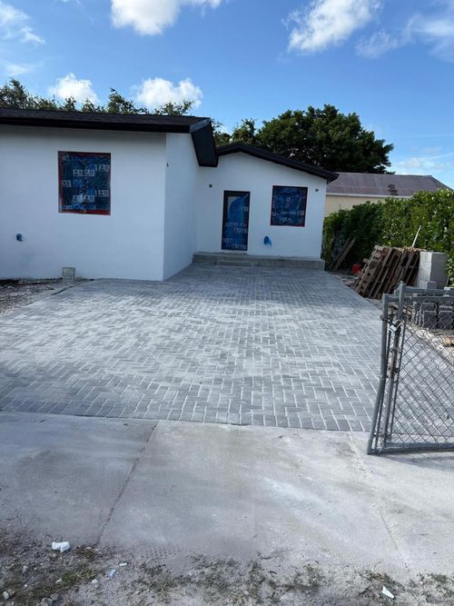 2-675 Nw 67th St, Miami, FL, 33150-4117 | Card Image
