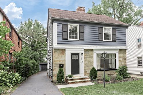 17032 Scottsdale Blvd, Shaker Heights, OH, 44120-5117 | Card Image