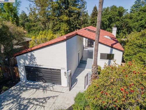 1533 Topar Ave, Los Altos, CA, 94024-5950 | Card Image