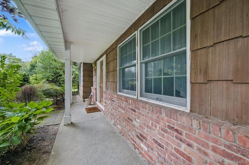16 Delmar Ln, Commack, NY, 11725-1015 | Card Image