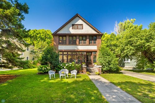 911 8th St S, Fargo, ND, 58103-2723 | Card Image