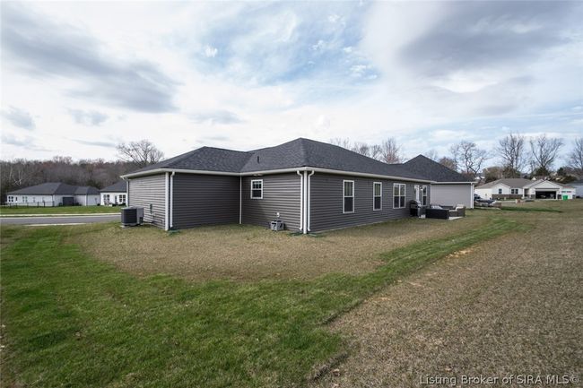 4103 Cedar Creek Ct, Home with 3 bedrooms, 2 bathrooms and null parking in Floyds Knobs IN | Image 21