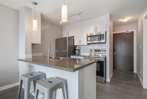 903-688 Abbott St, Vancouver, BC, V6B0B9 | Card Image