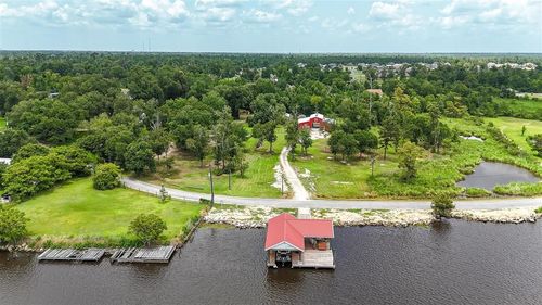 935 Bagdad Road, Westlake, LA, 70669 | Card Image