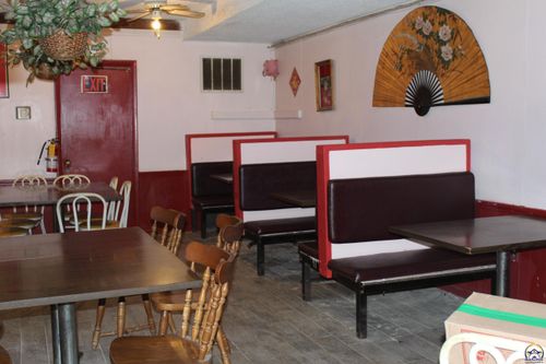 6 Market St, Osage City, KS, 66523-1069 | Card Image