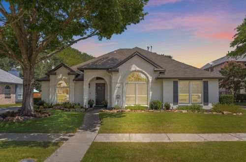 2710 Rochelle Dr, Mckinney, TX, 75070-4243 | Card Image