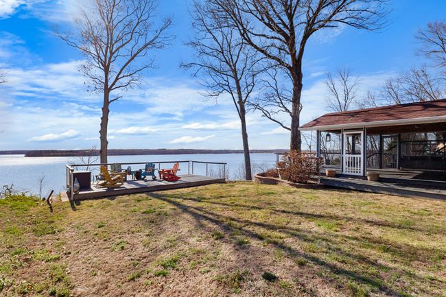 591 Shore Dr, House other with 3 bedrooms, 2 bathrooms and 2 parking in Big Sandy TN | Image 21