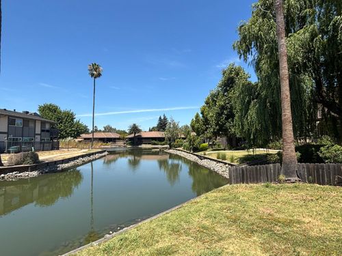 6 Lookout Ct, Sacramento, CA, 95831-1420 | Card Image