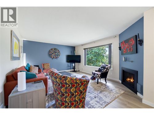 207-2806 35 Street, Vernon, BC, V1T6B5 | Card Image