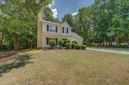 530 Windermere Dr, Loganville, GA, 30052-4632 | Card Image