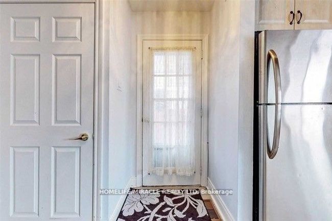 7 Greenhills Sq, House other with 3 bedrooms, 2 bathrooms and 4 parking in Brampton ON | Image 12
