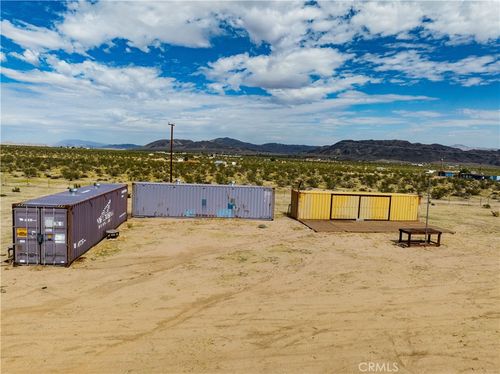 4185 Kickapoo Trl, Landers, CA, 92285 | Card Image