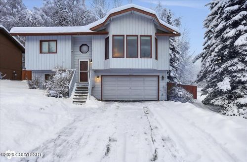 8803 Dome Cir, Eagle River, AK, 99577-8560 | Card Image