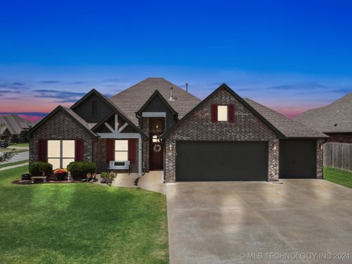 8406 N 77th Eastavenue, Owasso, OK, 74055 | Card Image