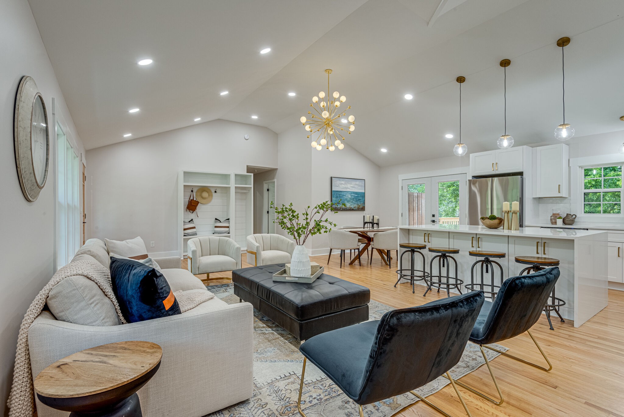 Kincannon Dr, Nashville, TN 37220