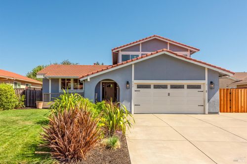 112 Rose Petal Ct, Petaluma, CA, 94954-3853 | Card Image