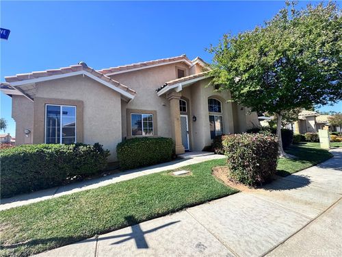 1378 Snead, Banning, CA, 92220 | Card Image
