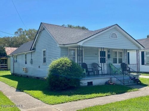 516 N Oakum St, Edenton, NC, 27932-2035 | Card Image
