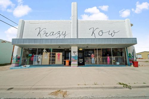 415 E 3rd St, Big Spring, TX, 79720-2629 | Card Image
