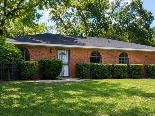 1613 Topanga Dr, Mobile, AL, 36609-2816 | Card Image