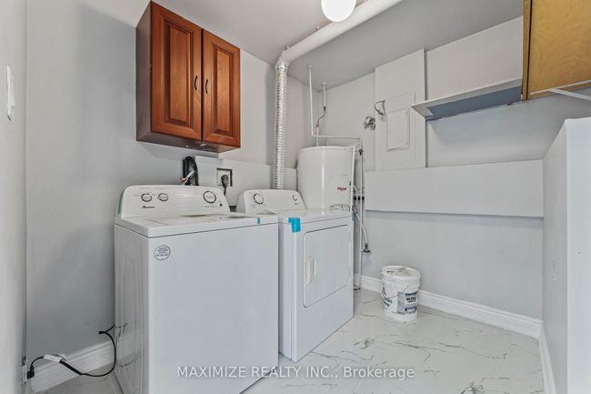 192 - 1055 Dundas St E, Condo with 3 bedrooms, 1 bathrooms and null parking in Mississauga ON | Image 12