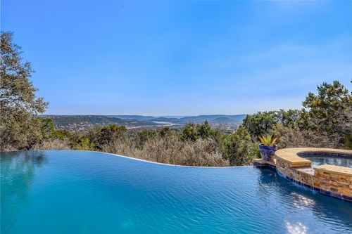 18607 White Rim Trl, Jonestown, TX, 78645-2955 | Card Image