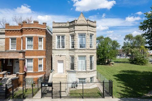 4216 W Monroe St, CHICAGO, IL, 60624-3591 | Card Image