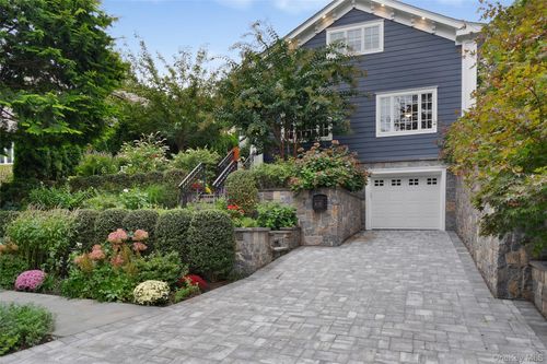 4108 Orient Ave, Little Neck, NY, 11363-1658 | Card Image