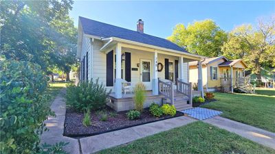 748 S Lowman Street, House other with 2 bedrooms, 1 bathrooms and null parking in Fort Scott KS | Image 2