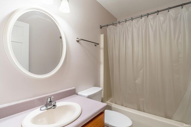 1303 Oak Bay Run, House other with 3 bedrooms, 2 bathrooms and null parking in Fort Wayne IN | Image 10
