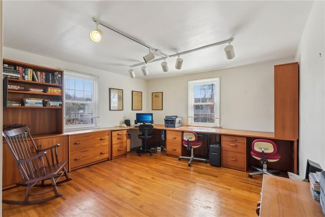 Bedroom #3 presently used as an office | Image 23
