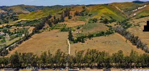 5665 Campbell Rd, Lompoc, CA, 93436-9632 | Card Image