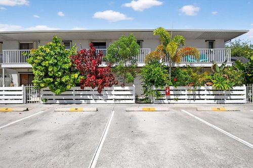 19-326 W Pine St, Lantana, FL, 33462-3196 | Card Image