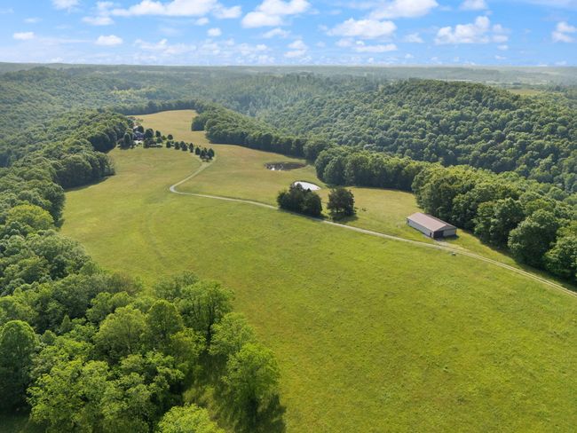 225 Hilltop Rd, Home with 3 bedrooms, 3 bathrooms and null parking in East Bernstadt KY | Image 83