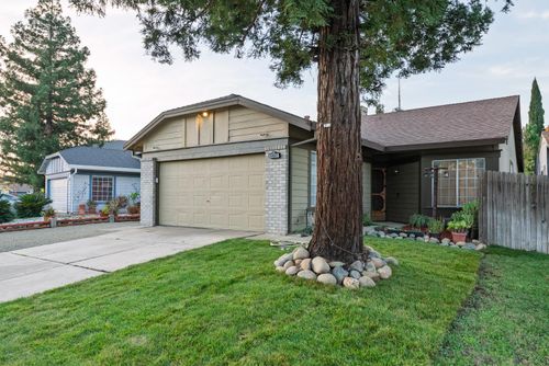 5407 Coral Creek Way, Elk Grove, CA, 95758-5633 | Card Image