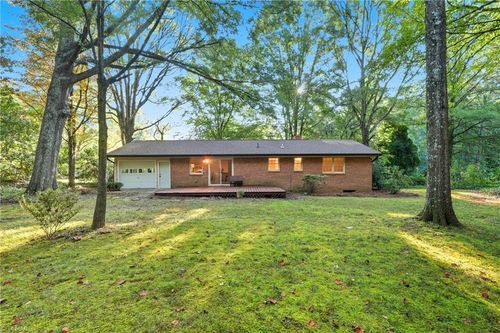 5084 Dippen Rd, Walkertown, NC, 27051-9732 | Card Image