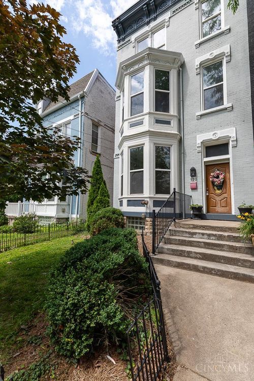 775 Summit Ave, Cincinnati, OH, 45204-1433 | Card Image