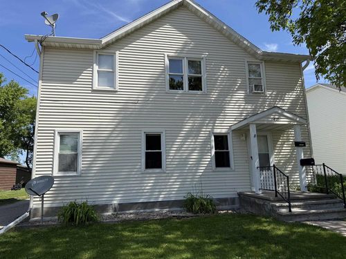 417 Caroline Street, NEENAH, WI, 54956 | Card Image