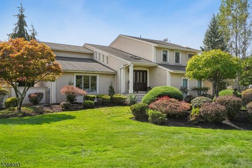 6 Coventry Ct, East Hanover, NJ, 07936-3919 | Card Image