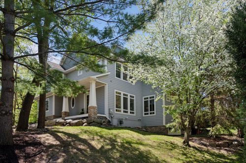17244 Valley Rd, Eden Prairie, MN, 55347-3741 | Card Image