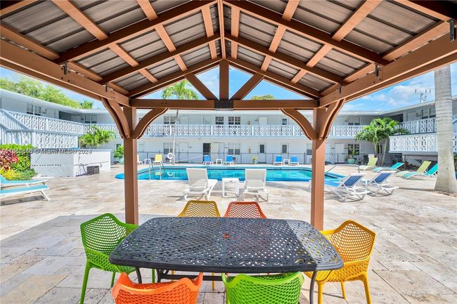 APT-103 - 616 Sw 14 Th Ave, Condo with 2 bedrooms, 1 bathrooms and null parking in Fort Lauderdale FL | Image 16