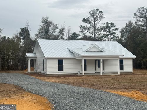 18 Red Breast Rd, Vienna, GA, 31092-8664 | Card Image