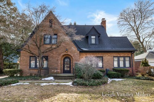 414 Cheshire Drive Ne, Grand Rapids, MI, 49505 | Card Image