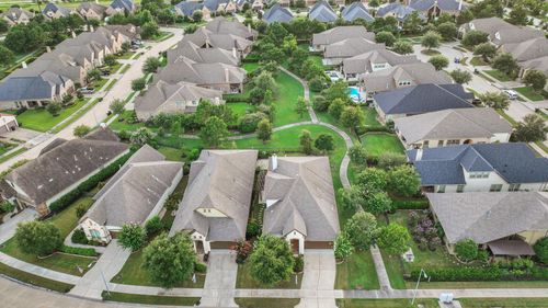 15 Floral Hills Ln, Fulshear, TX, 77441-1523 | Card Image