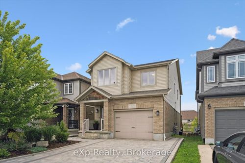 43 Goldenview Dr, Guelph, ON, N1E0M5 | Card Image