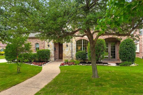 420 Red Castle Dr, Lewisville, TX, 75056-5600 | Card Image