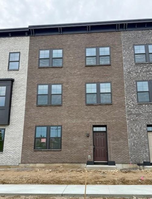 unit-c-2260 Village Way, Saint Paul, MN, 55116-3869 | Card Image