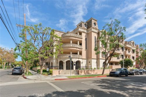 306-850 N Croft Avenue, West Hollywood, CA, 90069 | Card Image