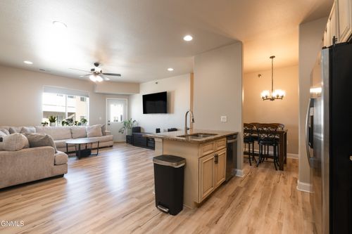 5-4916 Ottawa Street, Bismarck, ND, 58503 | Card Image